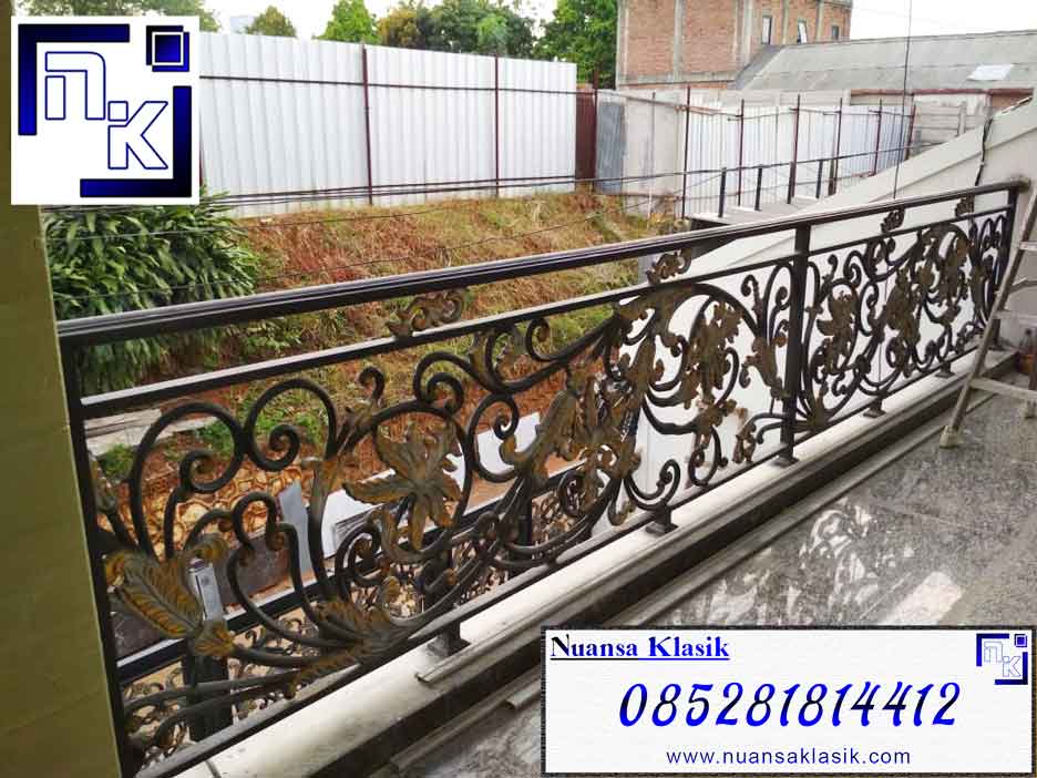 railing balkon rumah